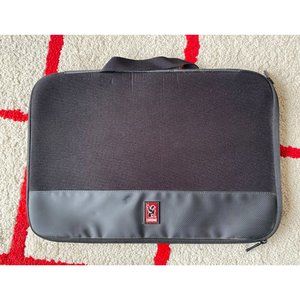 Chrome 17in. Laptop Sleeve